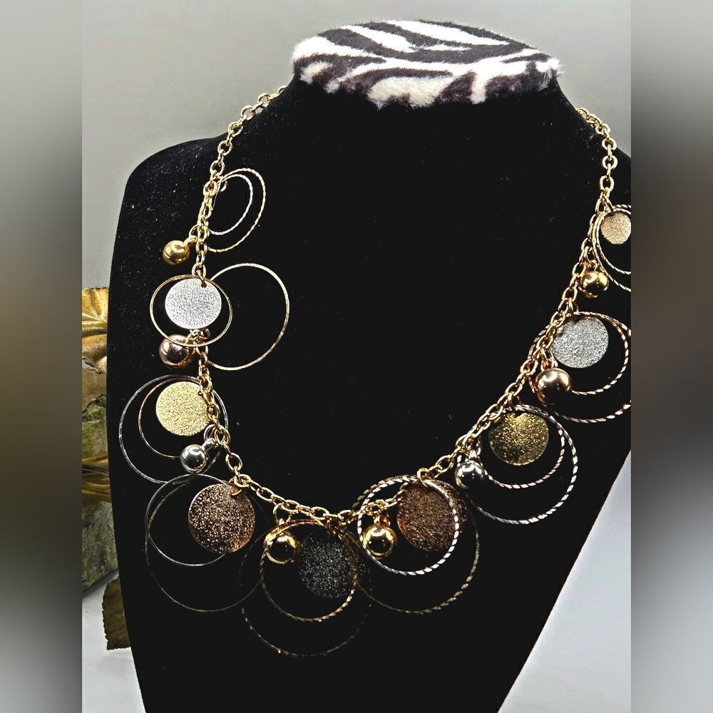 "5/$25" Tri-tone Circle Disc Dangle Charm Lightweight Adjustable Necklace